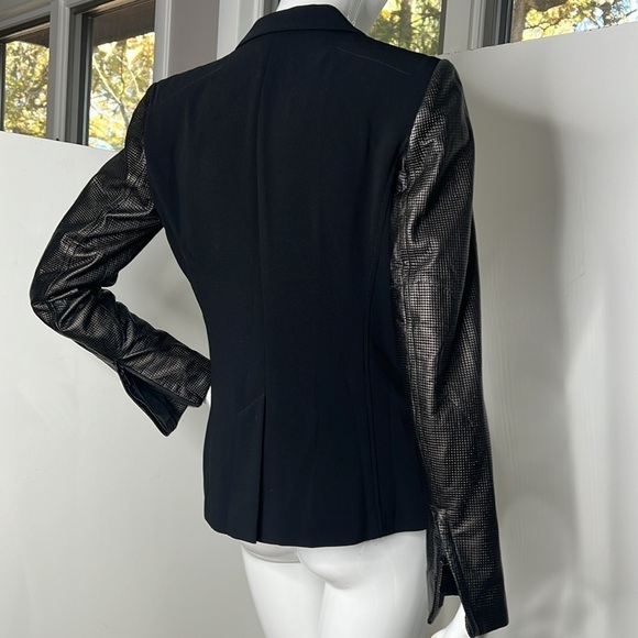 Rag & Bone Sz 2 Black Leather Sleeves Zip Pocket Fitted Blazer Jacket - Picture 3 of 12